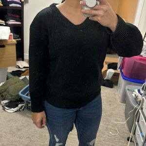 Old Navy Black Ribbed Crocheted V-Neck Sweater